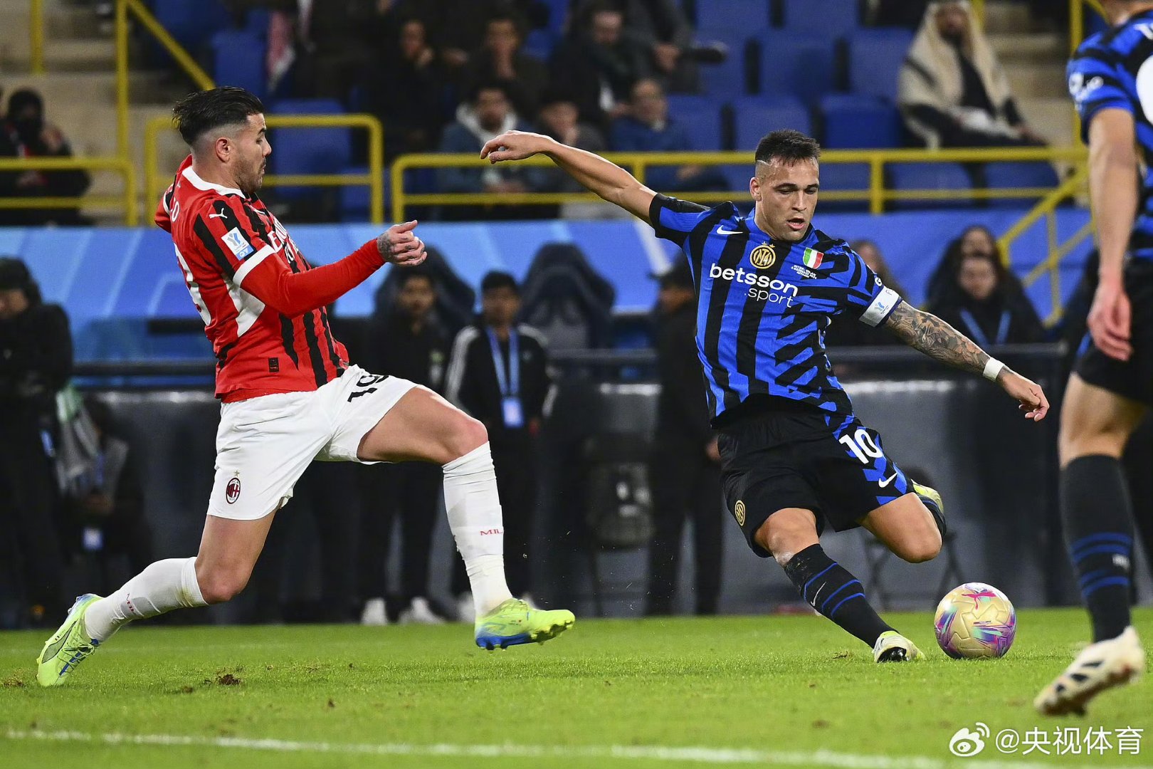 关于罗马对战AC米兰,胜负悬念引人瞩目的信息 关于罗马对战AC米兰,胜负悬念引人瞩目的信息