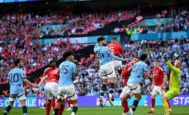 曼城客场豪取两球领先,晋级半决赛前景大的简单介绍 曼城客场豪取两球领先,晋级半决赛前景大的简单介绍