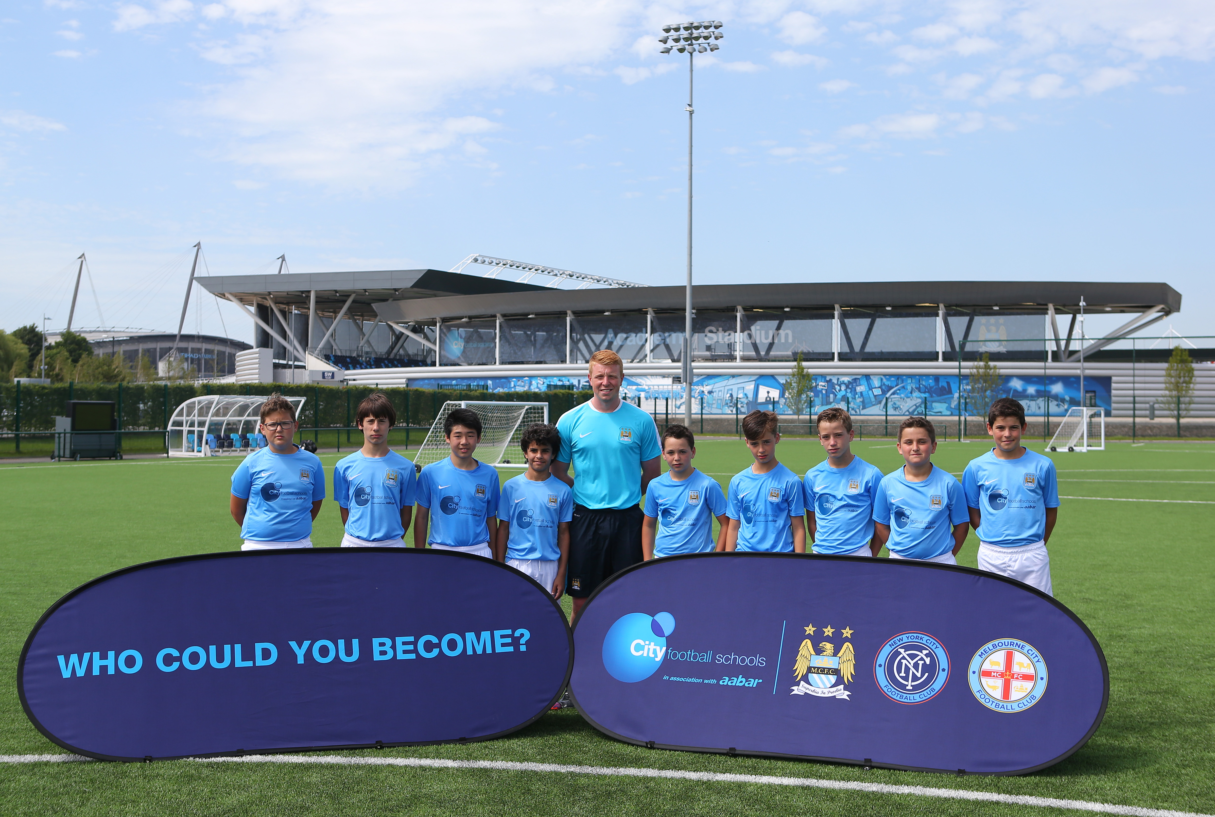 包含澳大利亚青年球员在训练营中脱颖而出的词条 包含澳大利亚青年球员在训练营中脱颖而出的词条