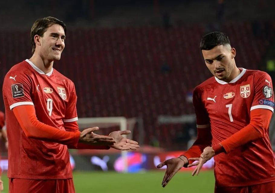 意甲球队引援火爆,高价签下英超球星 意甲球队引援火爆,高价签下英超球星