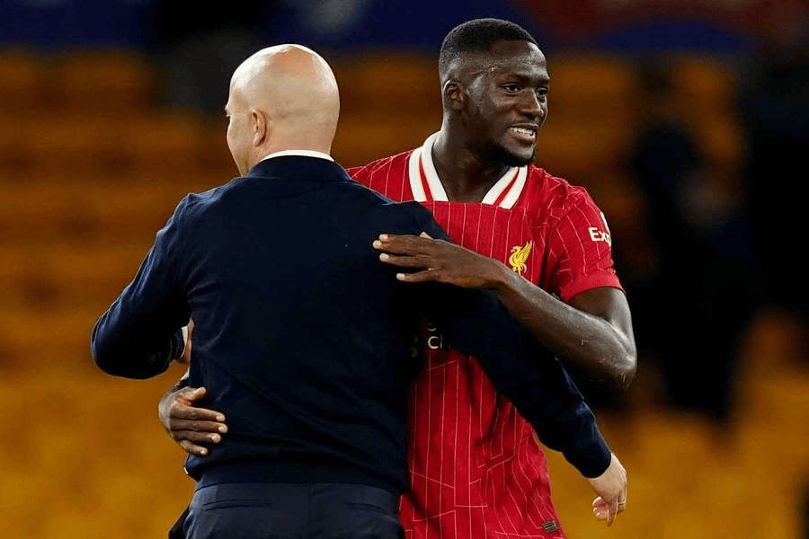 关于利物浦后防再现争议,主帅力挺球员的信息 关于利物浦后防再现争议,主帅力挺球员的信息