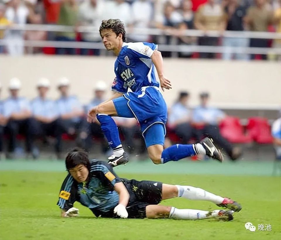 大连一方战平辽足,保持连胜态势 大连一方战平辽足,保持连胜态势