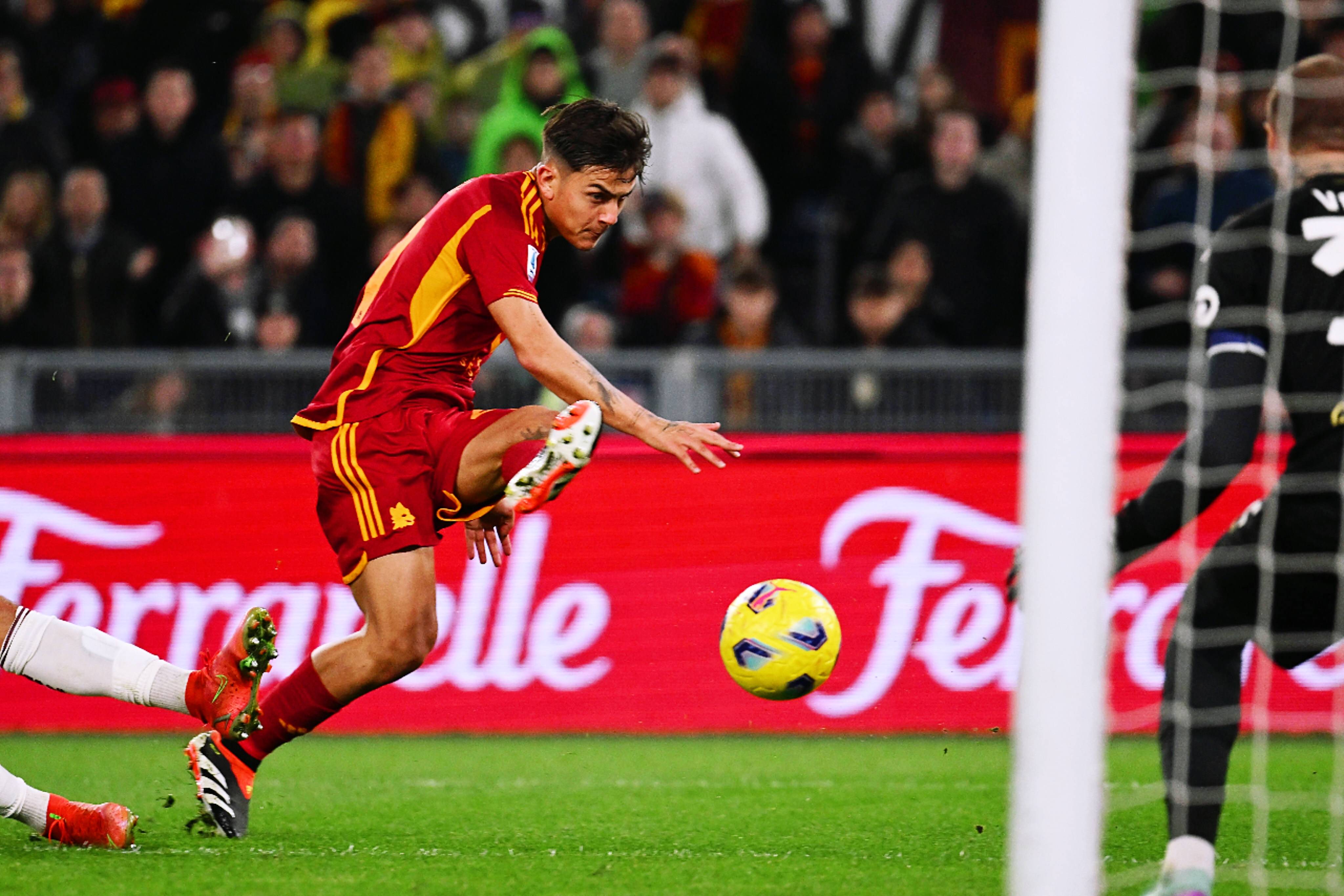 罗马球员集体庆祝,展现团队凝聚力的简单介绍 罗马球员集体庆祝,展现团队凝聚力的简单介绍