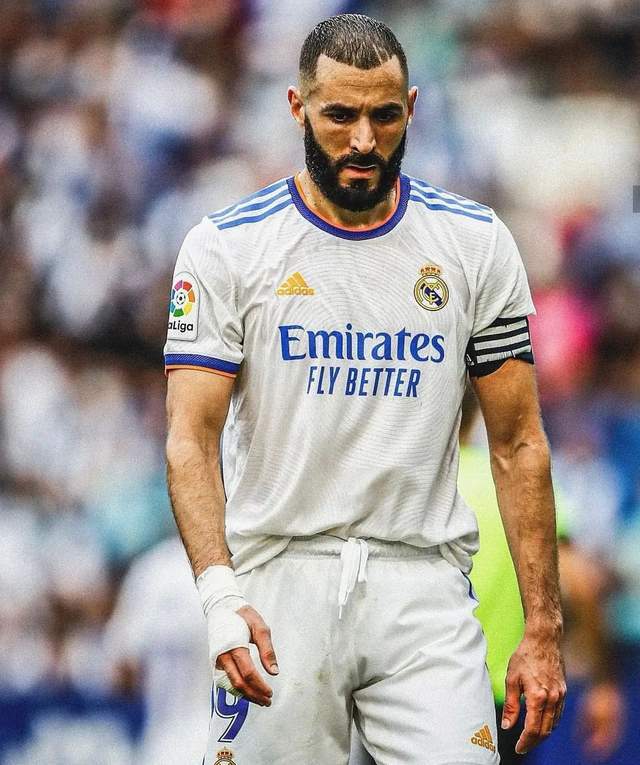 包含维尔马主教练调整阵容,迈入法甲联赛的词条 包含维尔马主教练调整阵容,迈入法甲联赛的词条